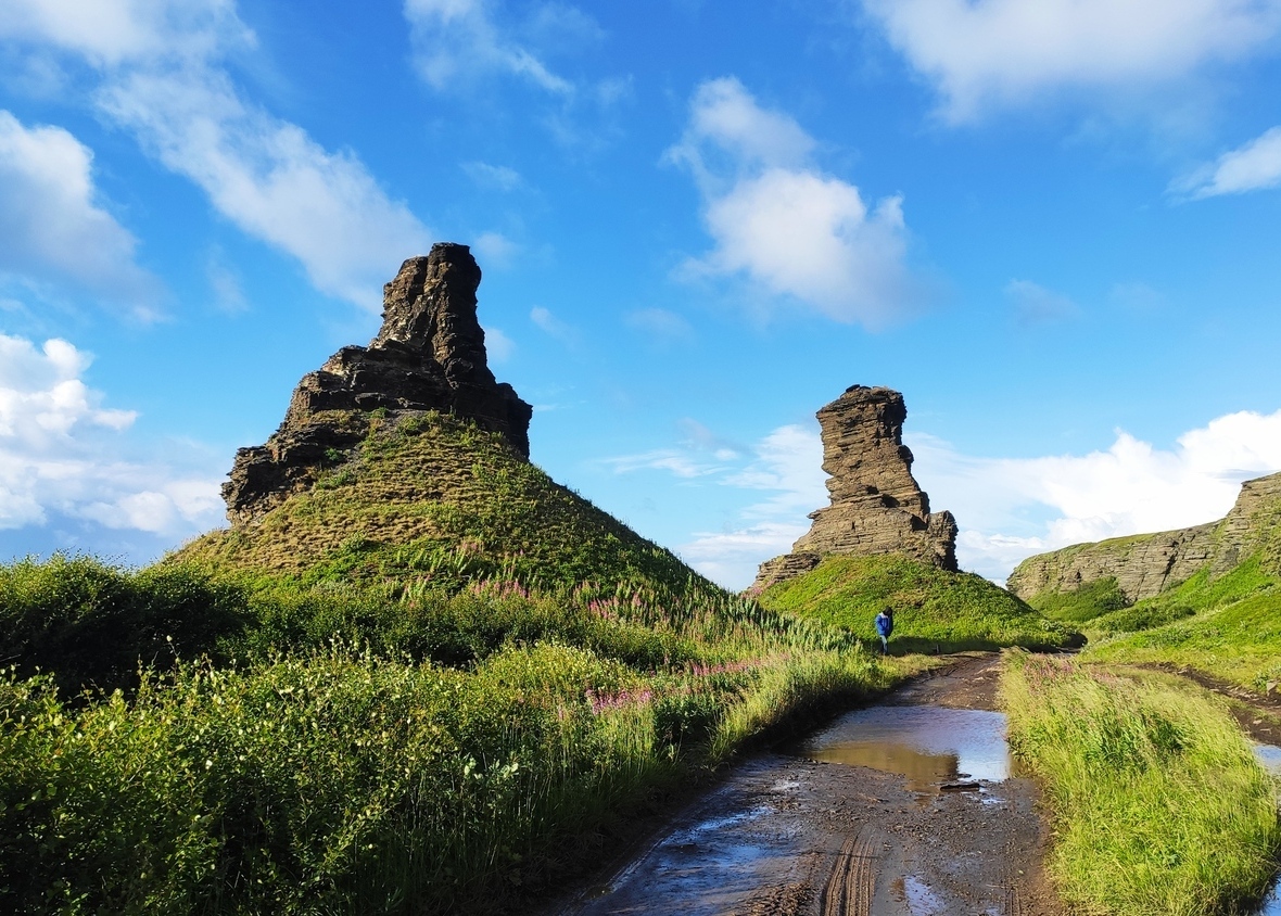Аренда авто для поездки на полуостров Средний и Рыбачий ДВА БРАТА ПОЛУОСТРОВ СРЕДНИЙ И РЫБАЧИЙ